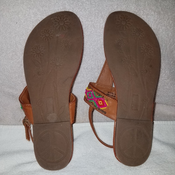 Cherokee Sandals Size 5 - Picture 3 of 3